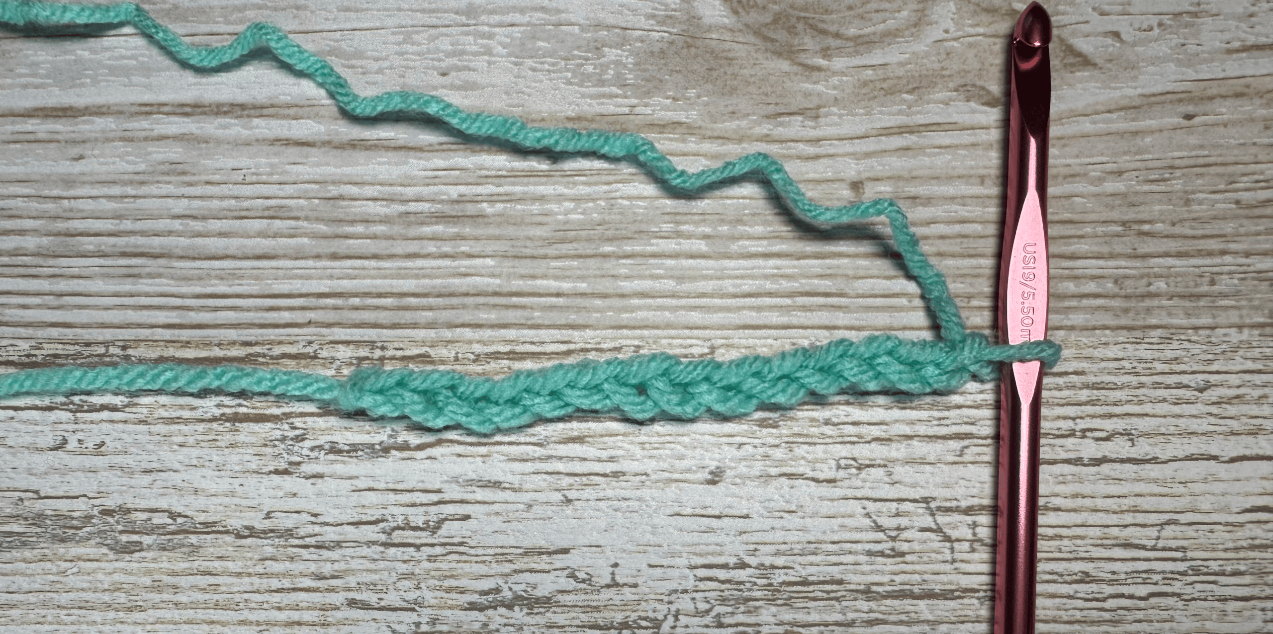 for the Moss stitch you need a foundation chain of an even number.  pictured is a chain of 14