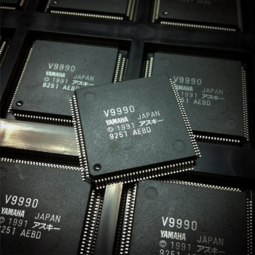 Yamaha V9990 Non-VGA Video Controller IC QFP-128 - Image 4