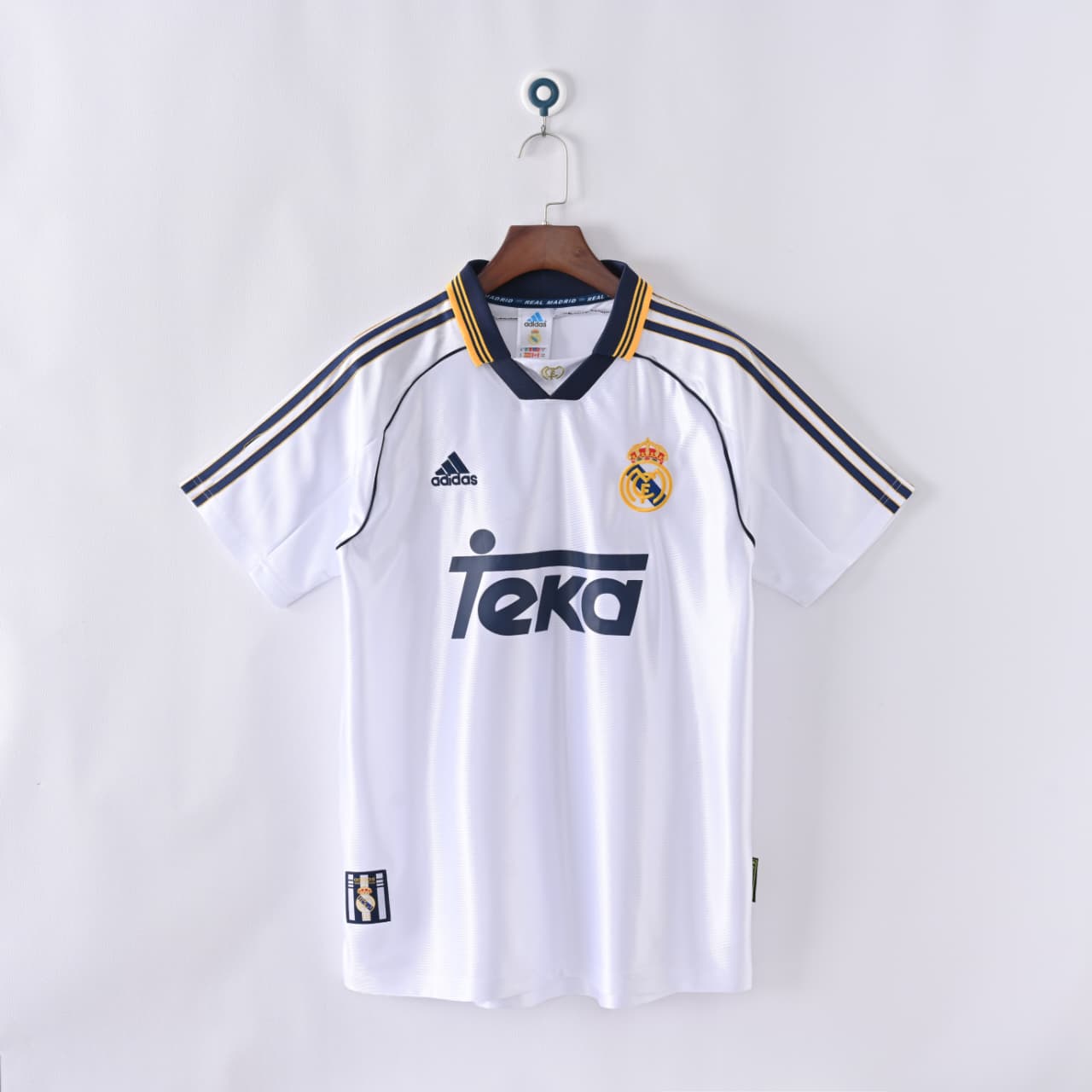 ウェア adidas 98-00 Real Madrid  kit M Real Madrid 1998 2000 Authentic Home Jersey Rare Adidas