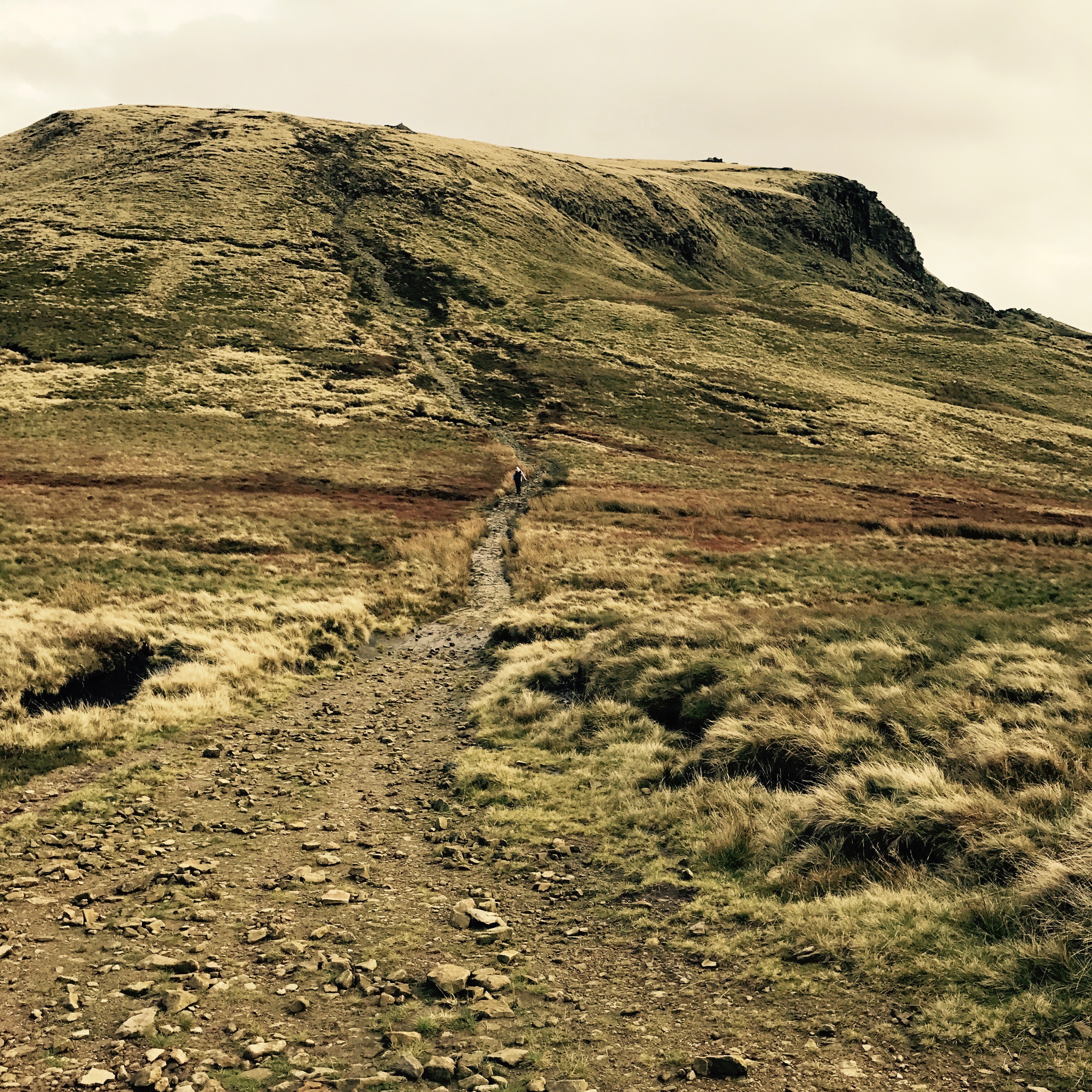 Climb down to Hayfield crosspaths