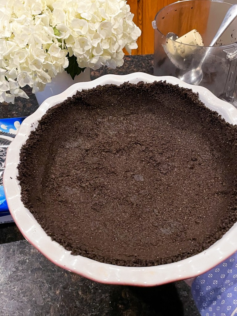 No-Bake Chocolate Pie Oreo Crust