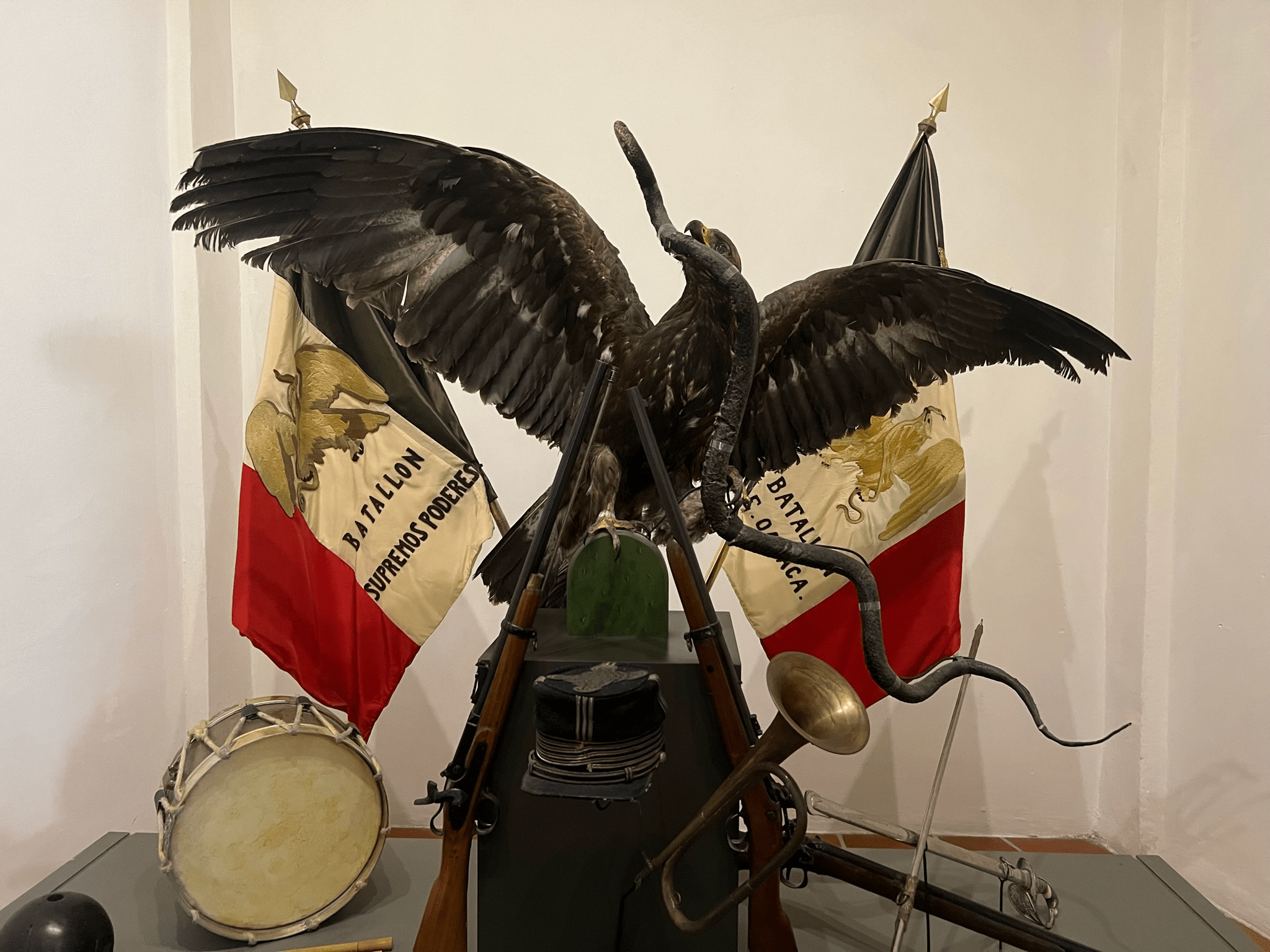 Exhibition showing the Mexican coat of arms
