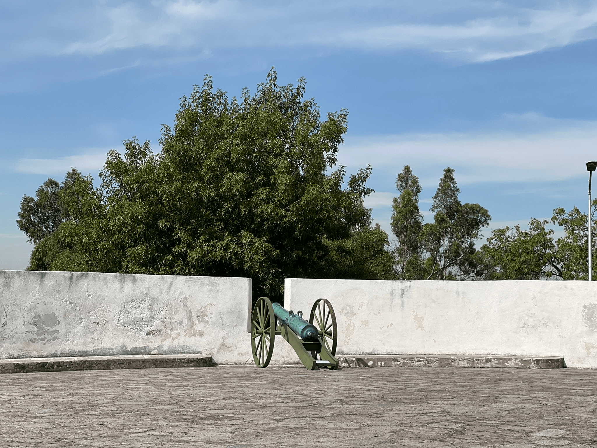 Battlement at the top of the fort
