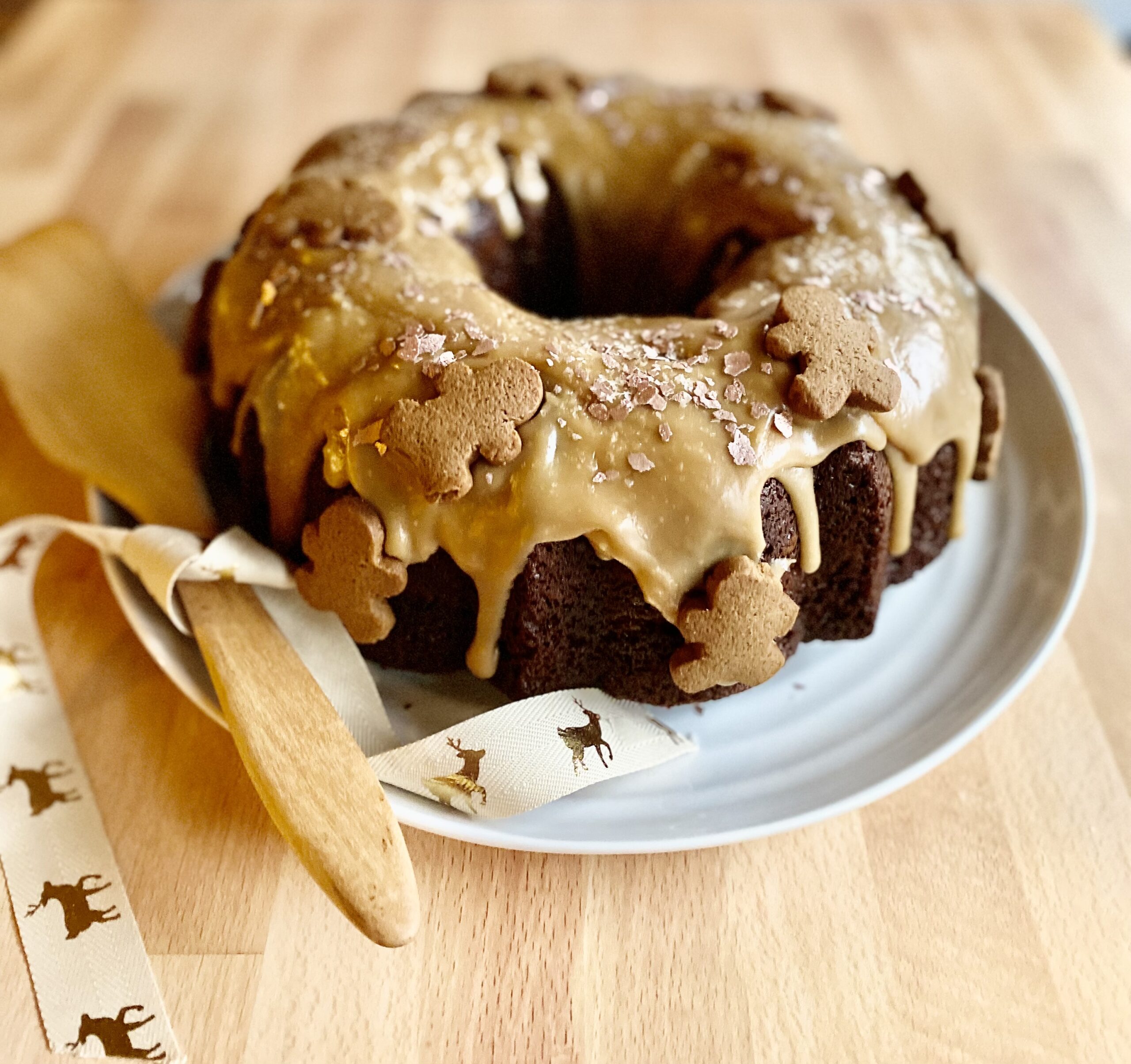 Gingerbread Bundt Cake with Vanilla Glaze