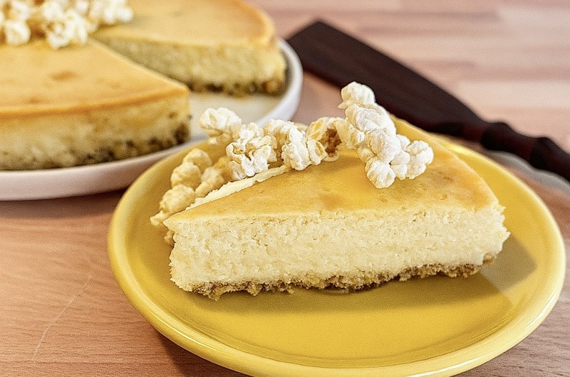 e20e977b-23e2-4f85-a75c-9785c93128c8 Sweet Corn Cheesecake with a Popcorn Crust