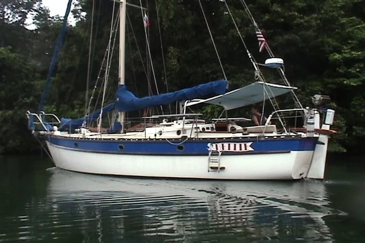Cruising with Bettie: Sail Los Angeles to Bahamas Video - Image 6