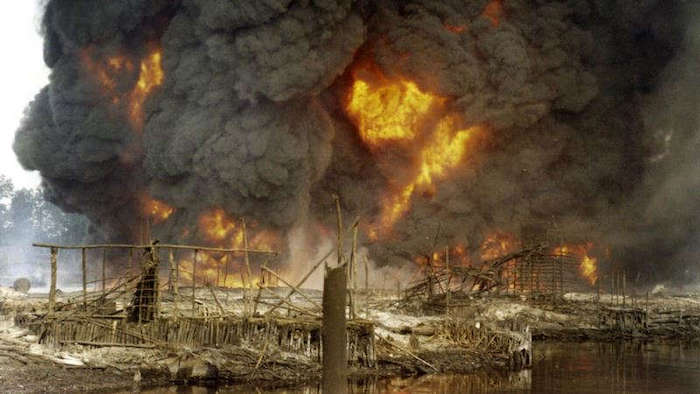 Explosion-Rocks-Agip-Facility