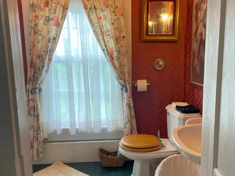 Georgia Peach Full Bath