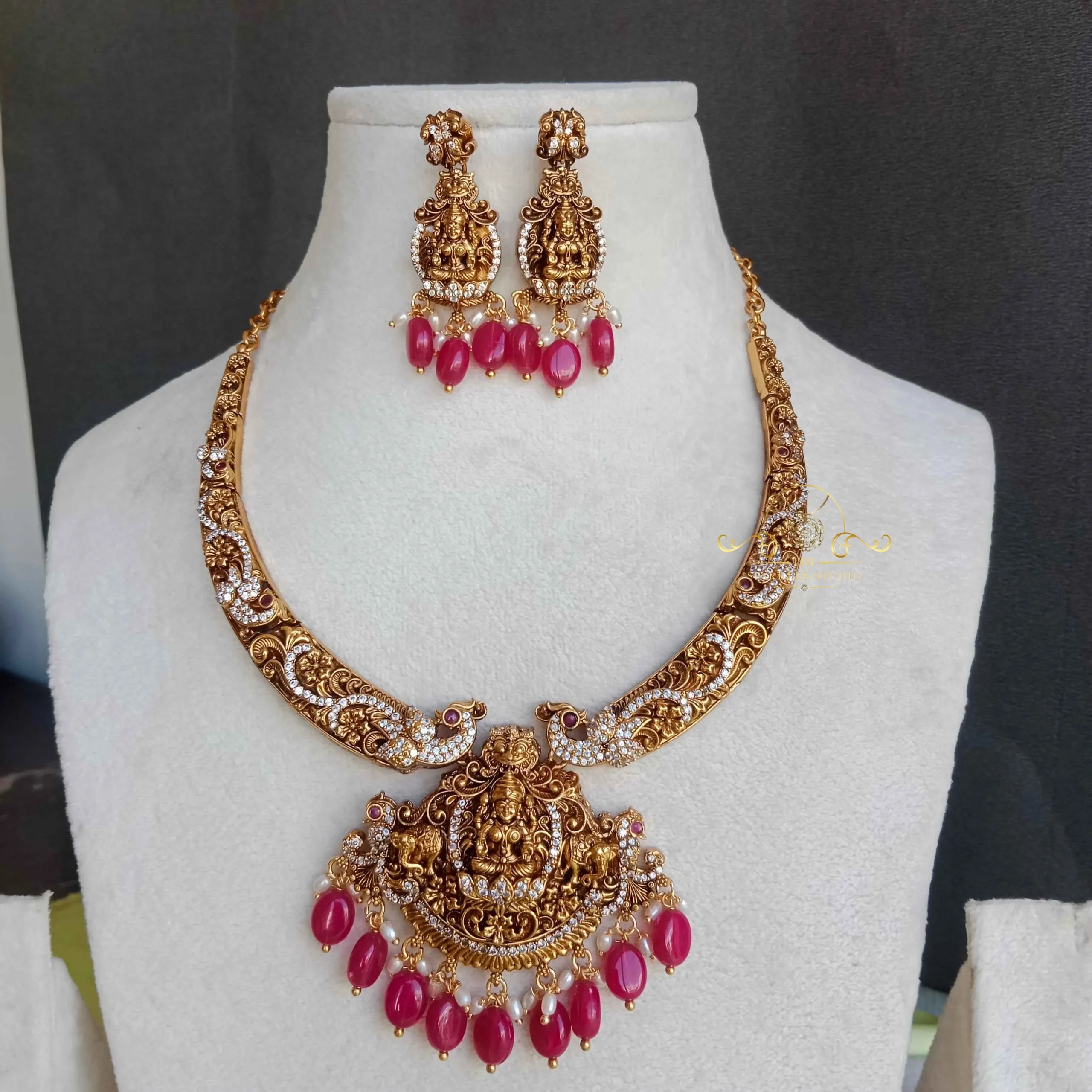Heritage Antique Lakshmi Neckset with Red Beads