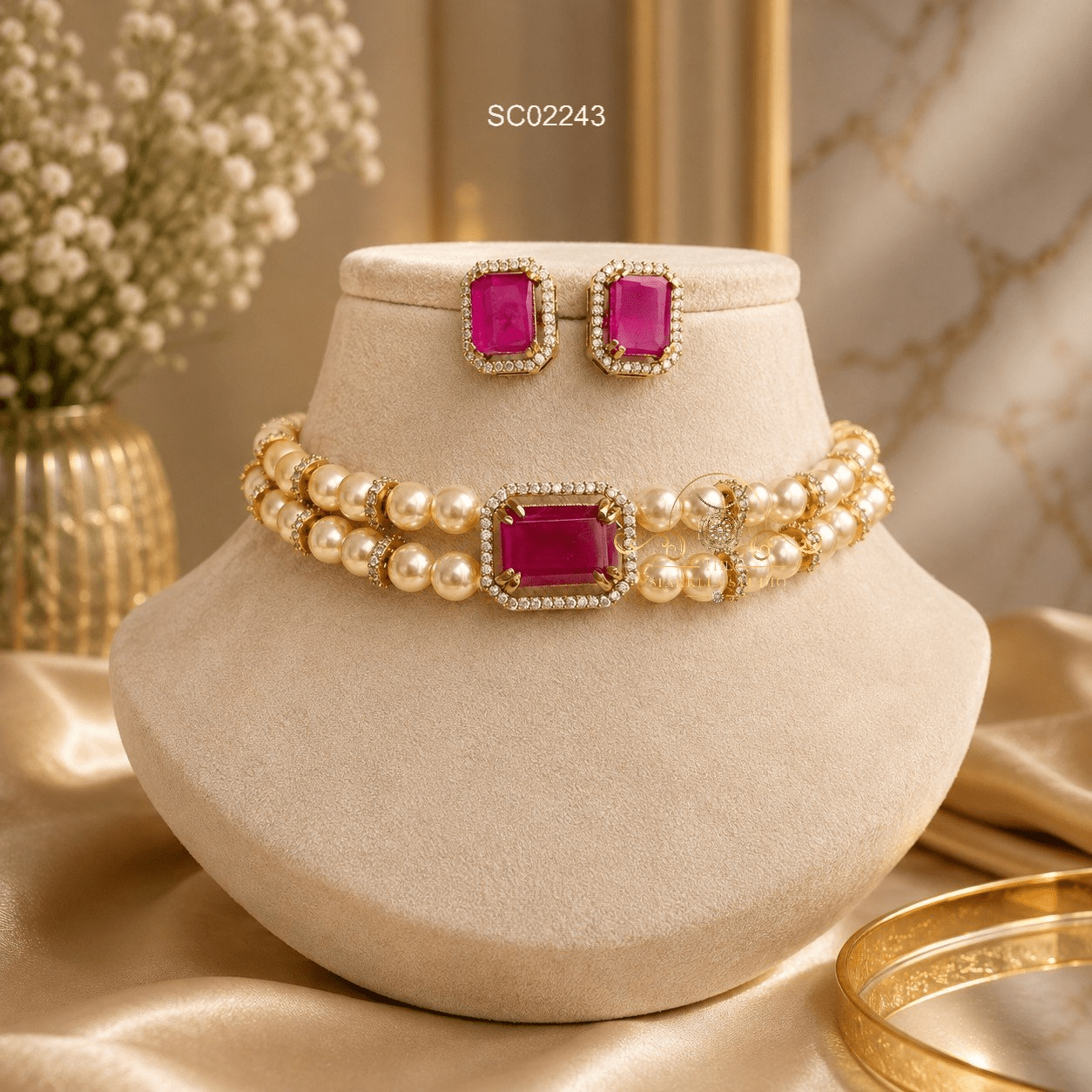 Swaroski Pearl Ruby Choker
