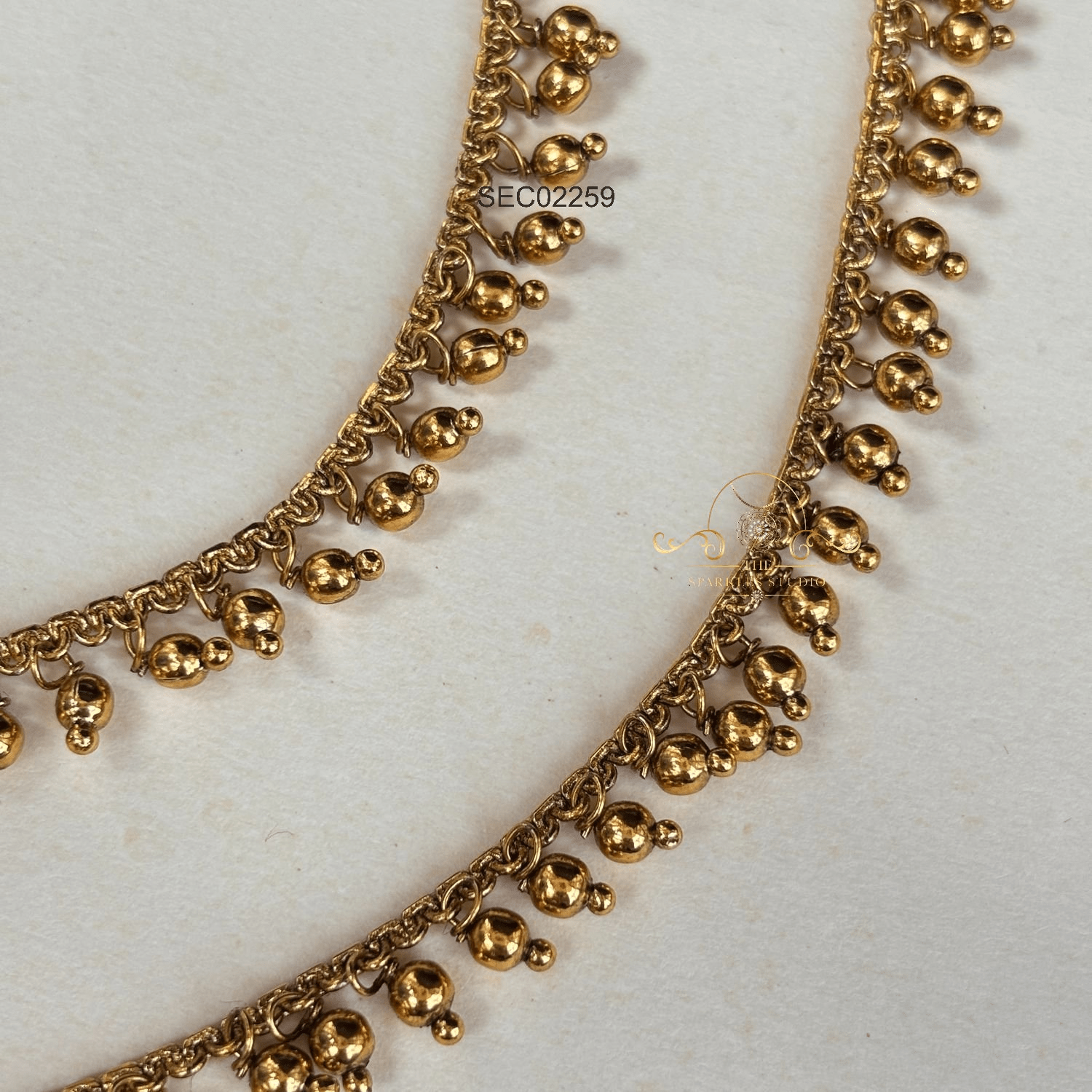Single Line Gold Beads Mattal