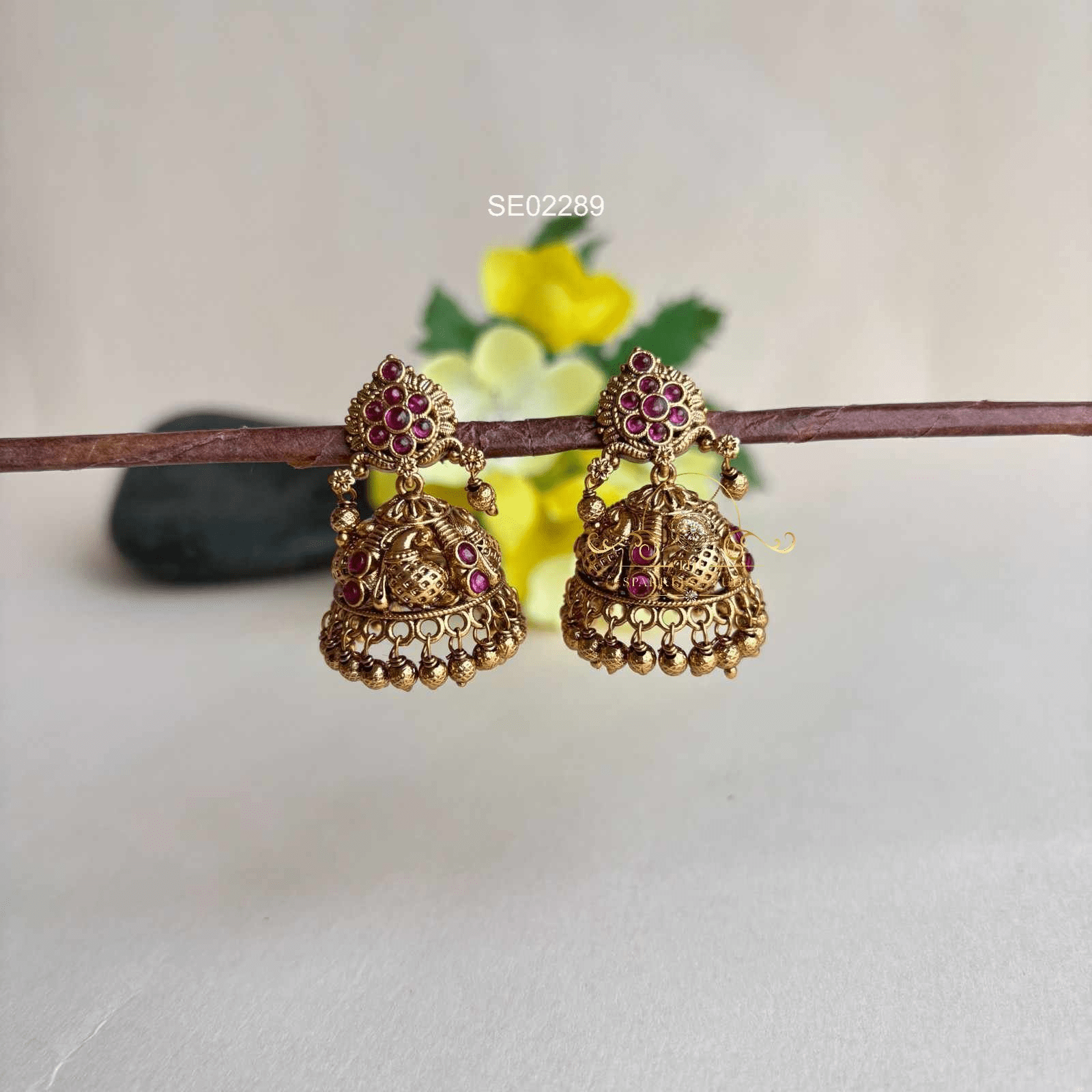 Antique Kemp Peacock Jhumkis