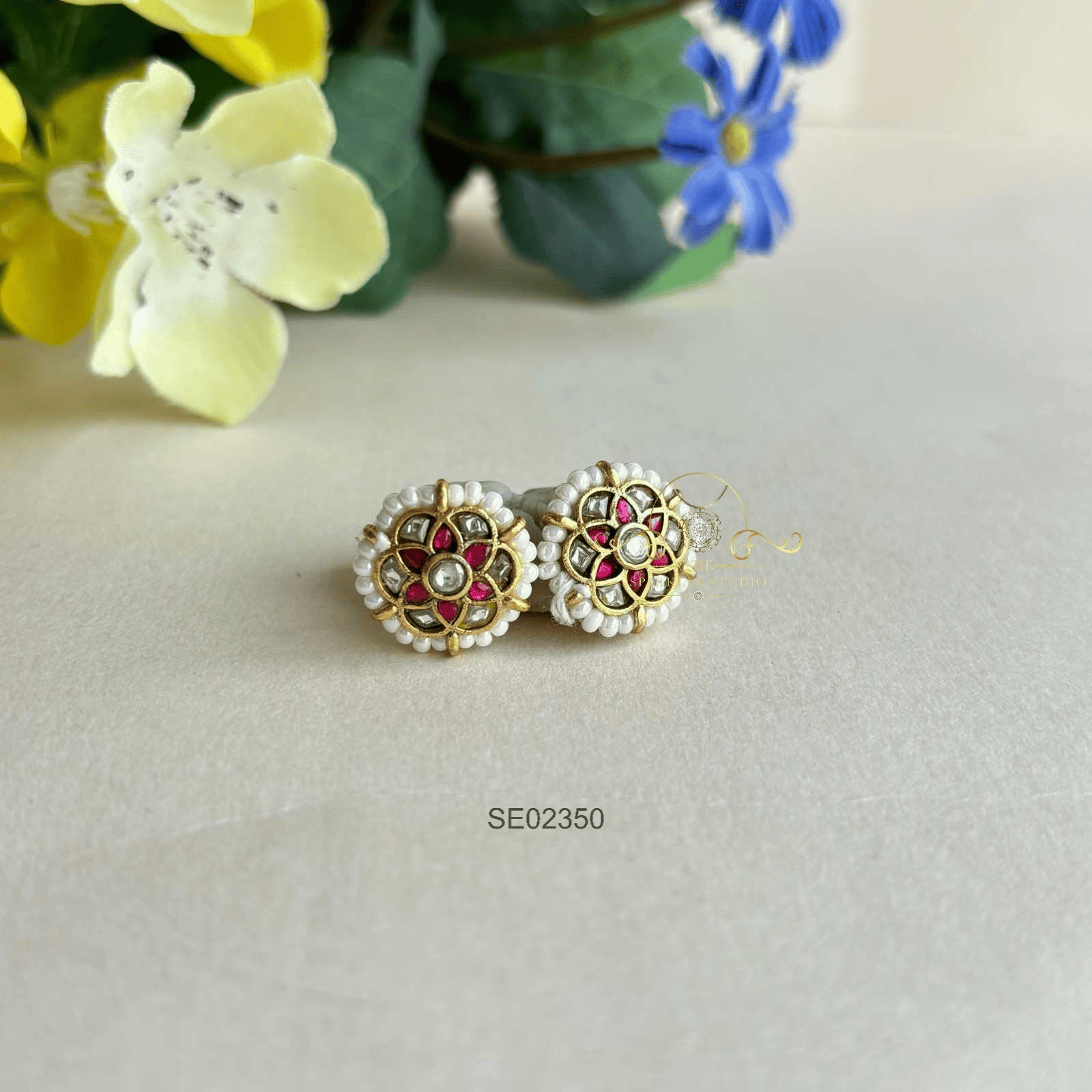 Pretty Jadau Ear Studs