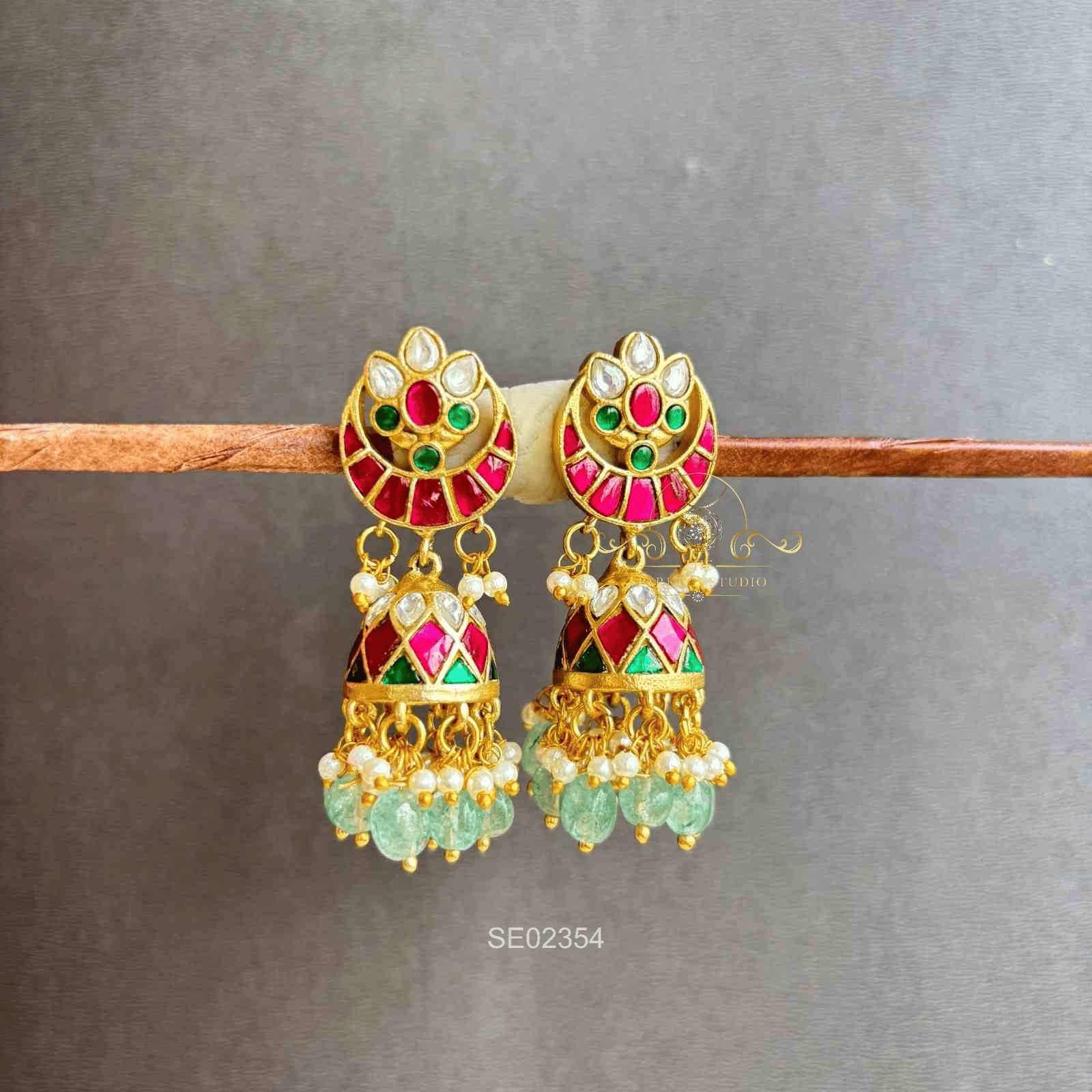 Jadau Chandbali Jhumki