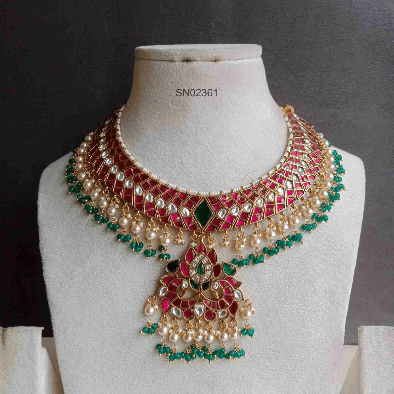 Grand Jadau Bridal Necklace