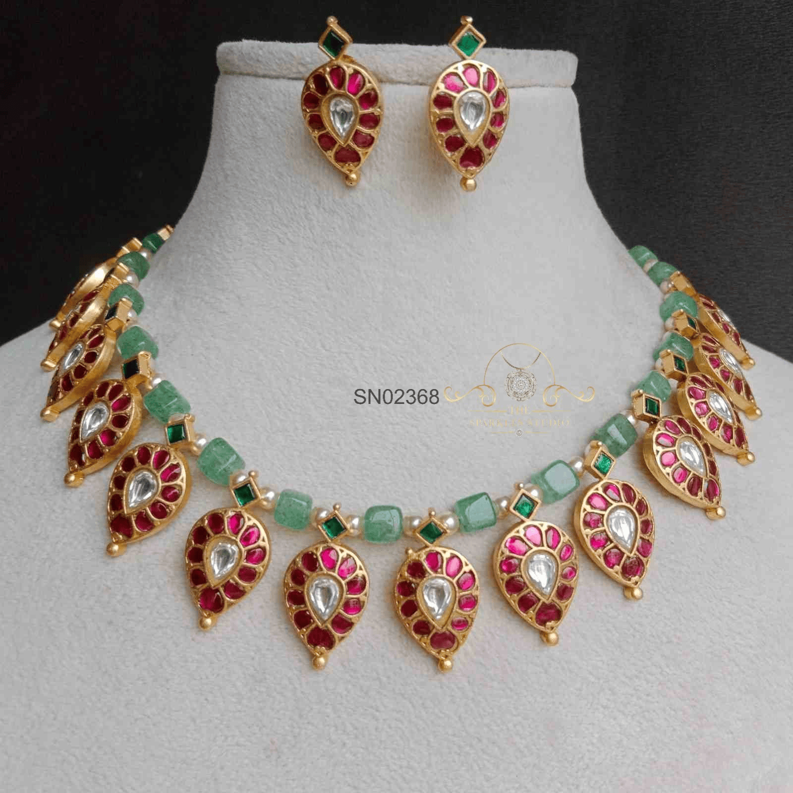 Green Bead Jadau Kundan Necklace