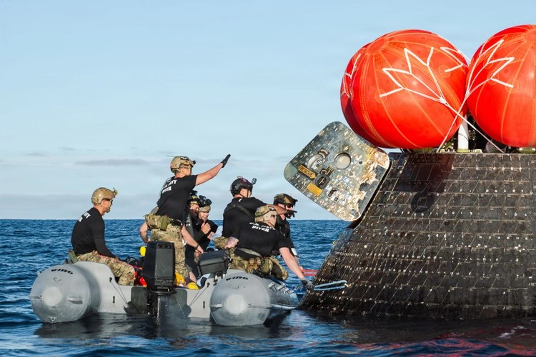 Baylor Alumnus Gives Firsthand Account of Artemis II Capsule Recovery