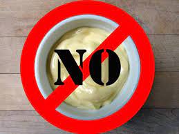 The word No in front of a jar of mayonnaise