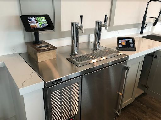 Table Tap Self Pour Beverage Systems - Beautiful Retina Mountain Illustrations | Free Download