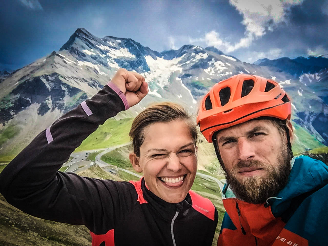 a bicycle couple in the mountains