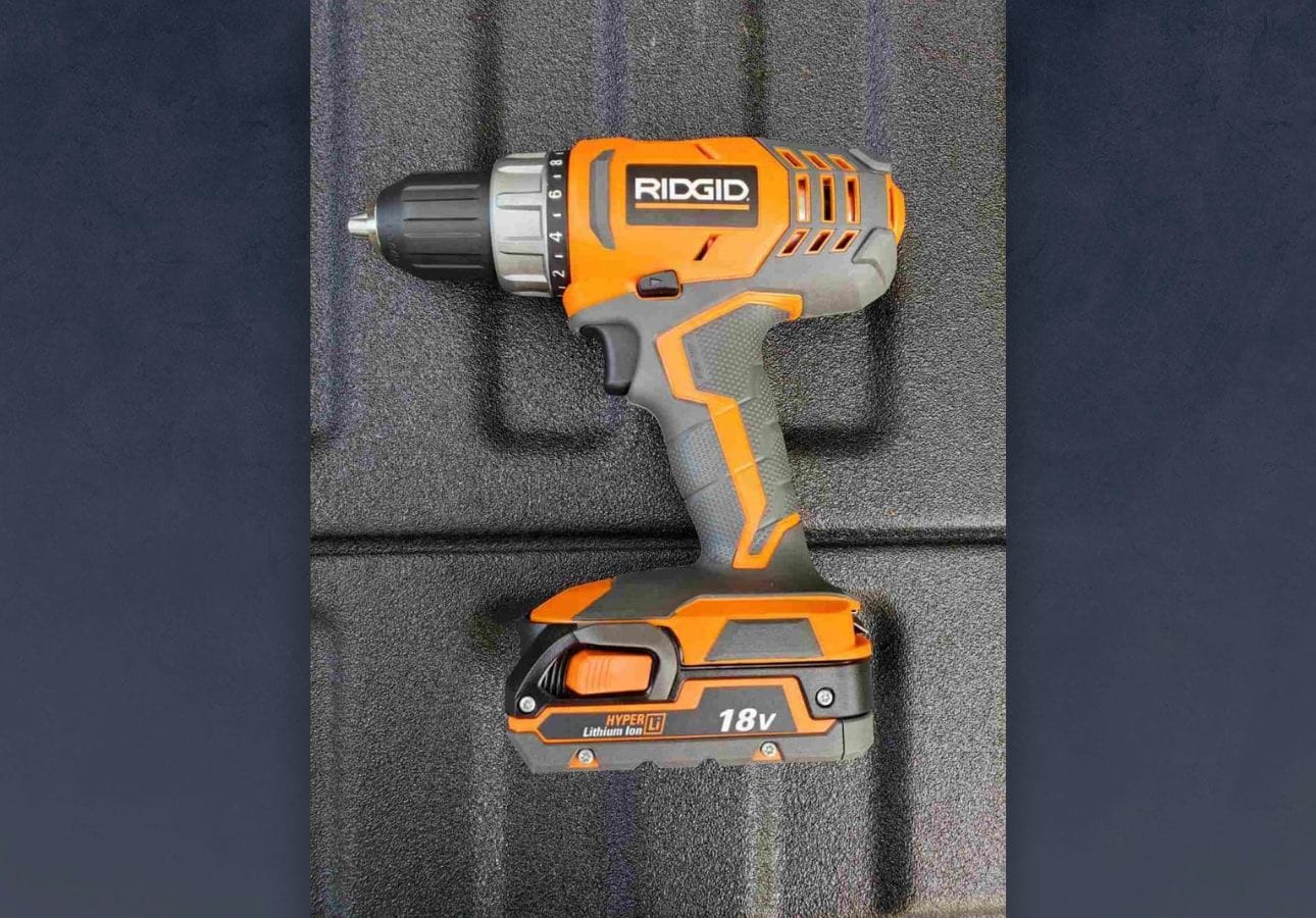 Ridgid Drill/Driver R860052K Side
