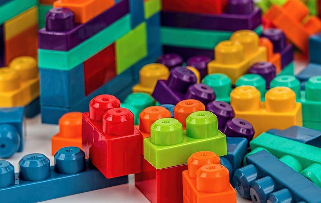 lego stock seems like a great investment and day trading option