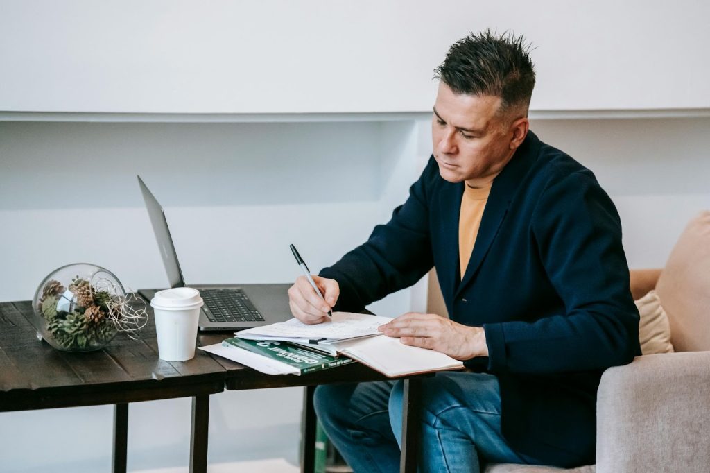 day trading as a side hustle