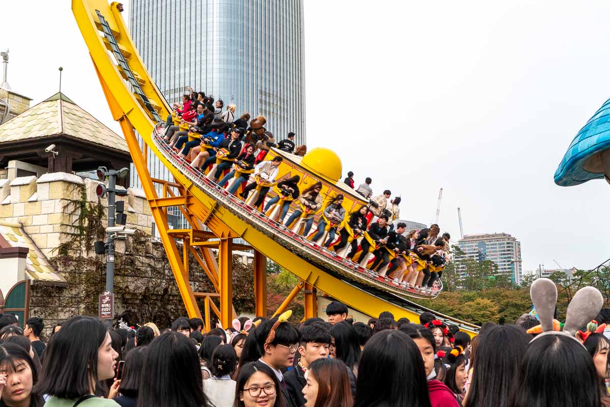 Magic island is especially known for its thrill . Seoul Lotte World Guide 13 Things You Need To Know Before Going The Travel Intern