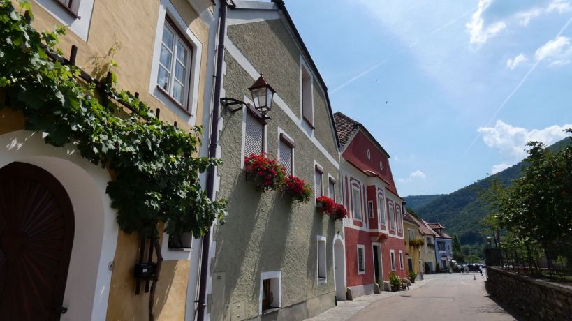 Wachau villages during our Austria road trip