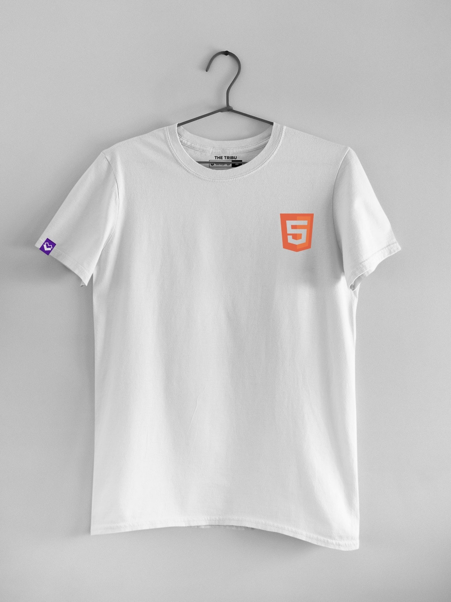 Camiseta blanca con logo HTML5, fit unisex, para desarrolladores.