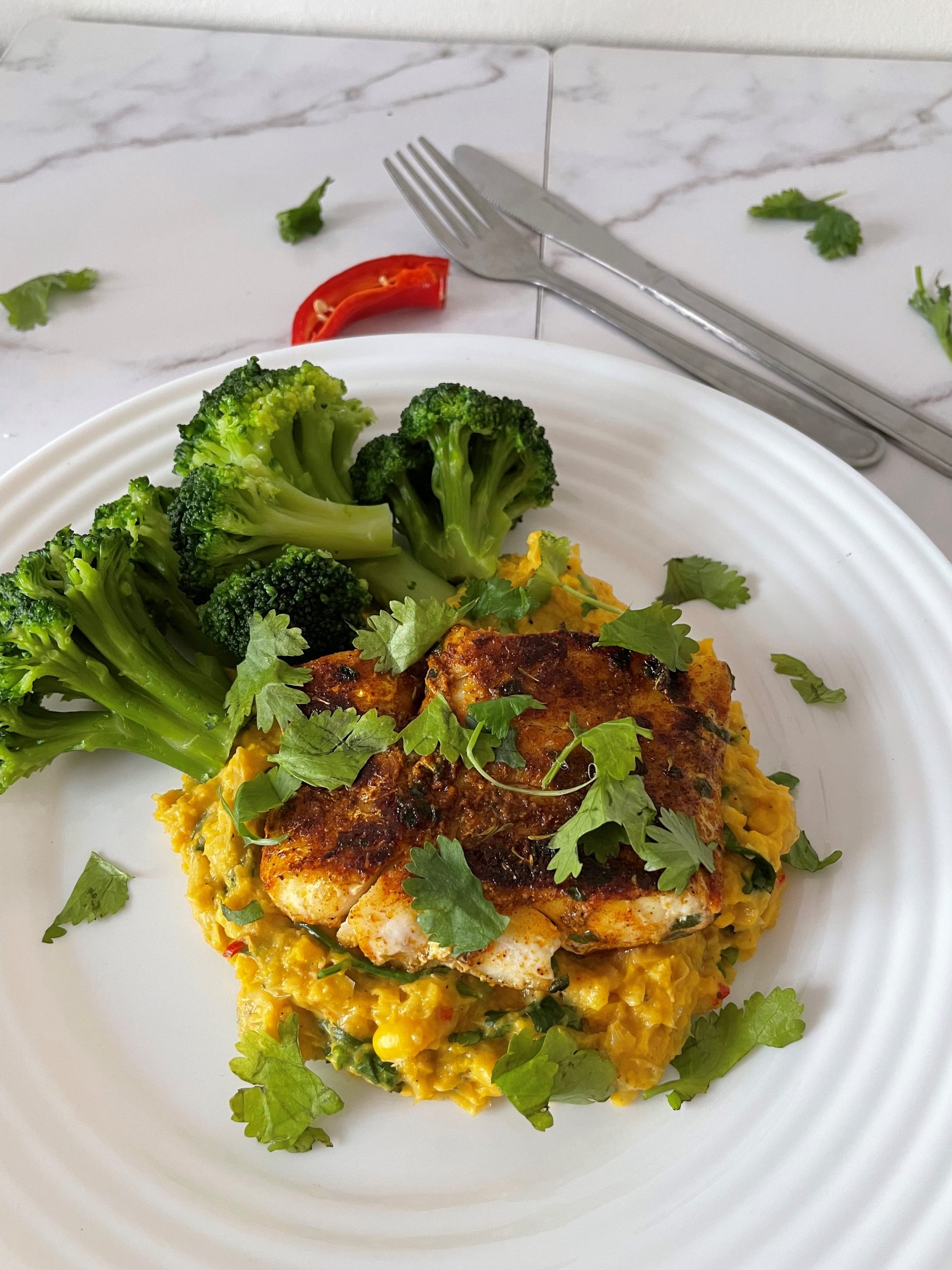 Spiced Cod with Sweetcorn Mash and Broccoli - TheUniCook