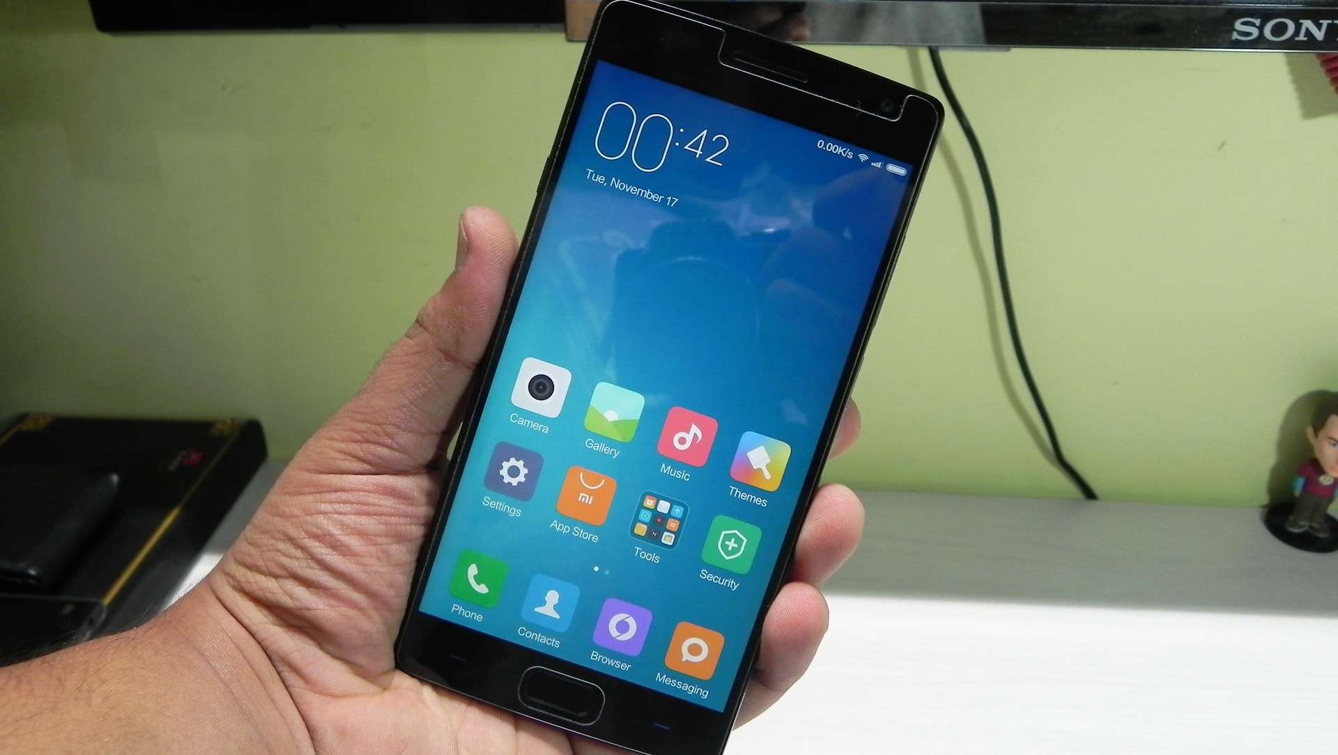 UNOFFICIAL CyanogenMod 14.1 ROM
