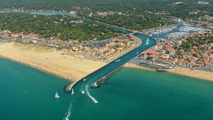 Hossegor. Surfen an der französischen Atlantikküste.