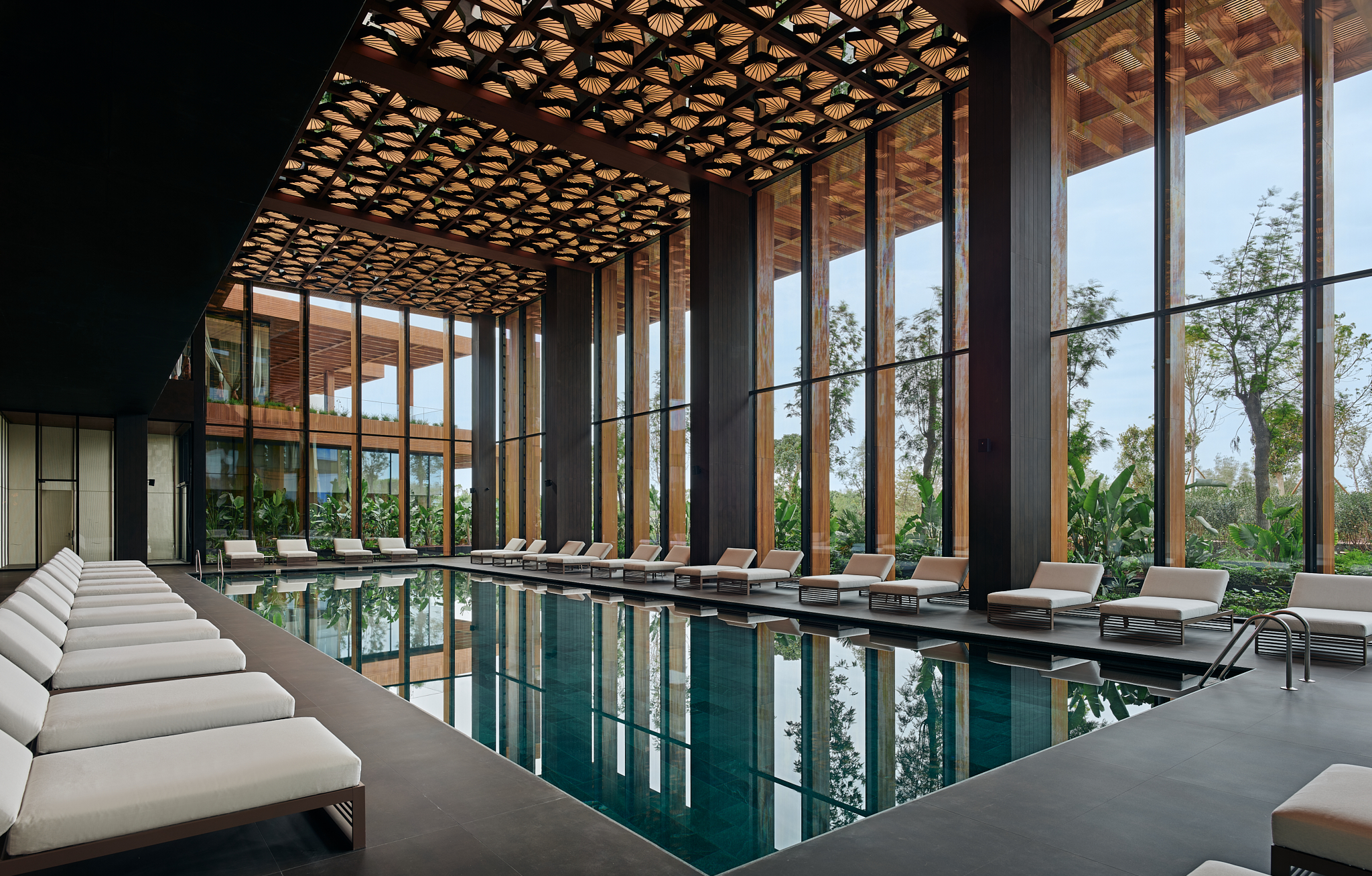 Maxx Wellbeing kapalı havuz
