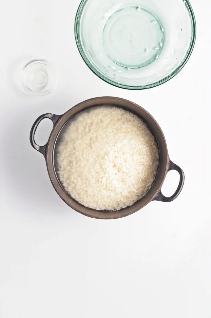 sticky rice soaking in water