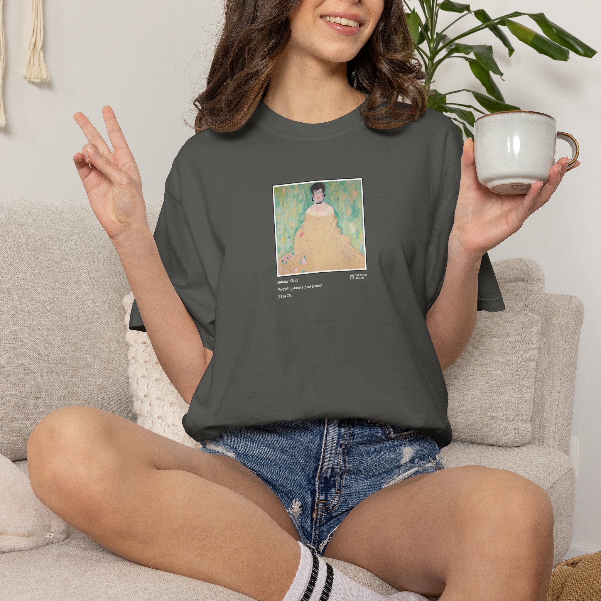 Portrait of Amalie Zuckerkandl (1914) T-Shirt | Gustav Klimt