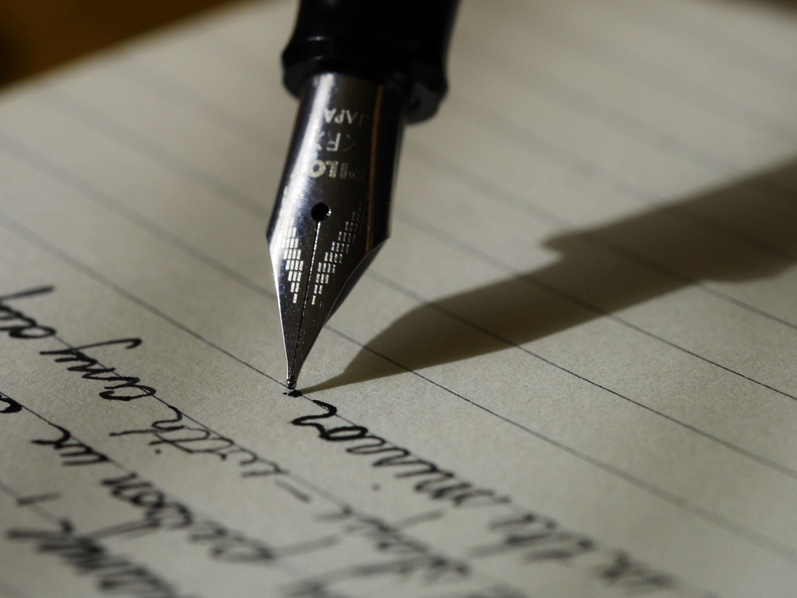 make money writing short stories