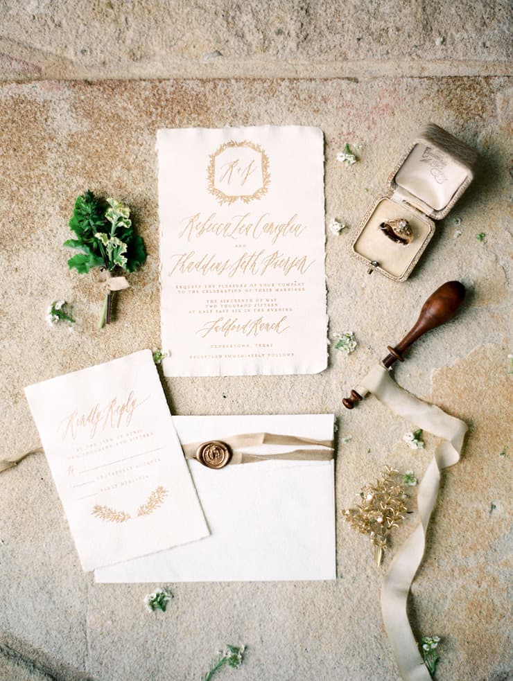 14 essential wedding invitation tips
