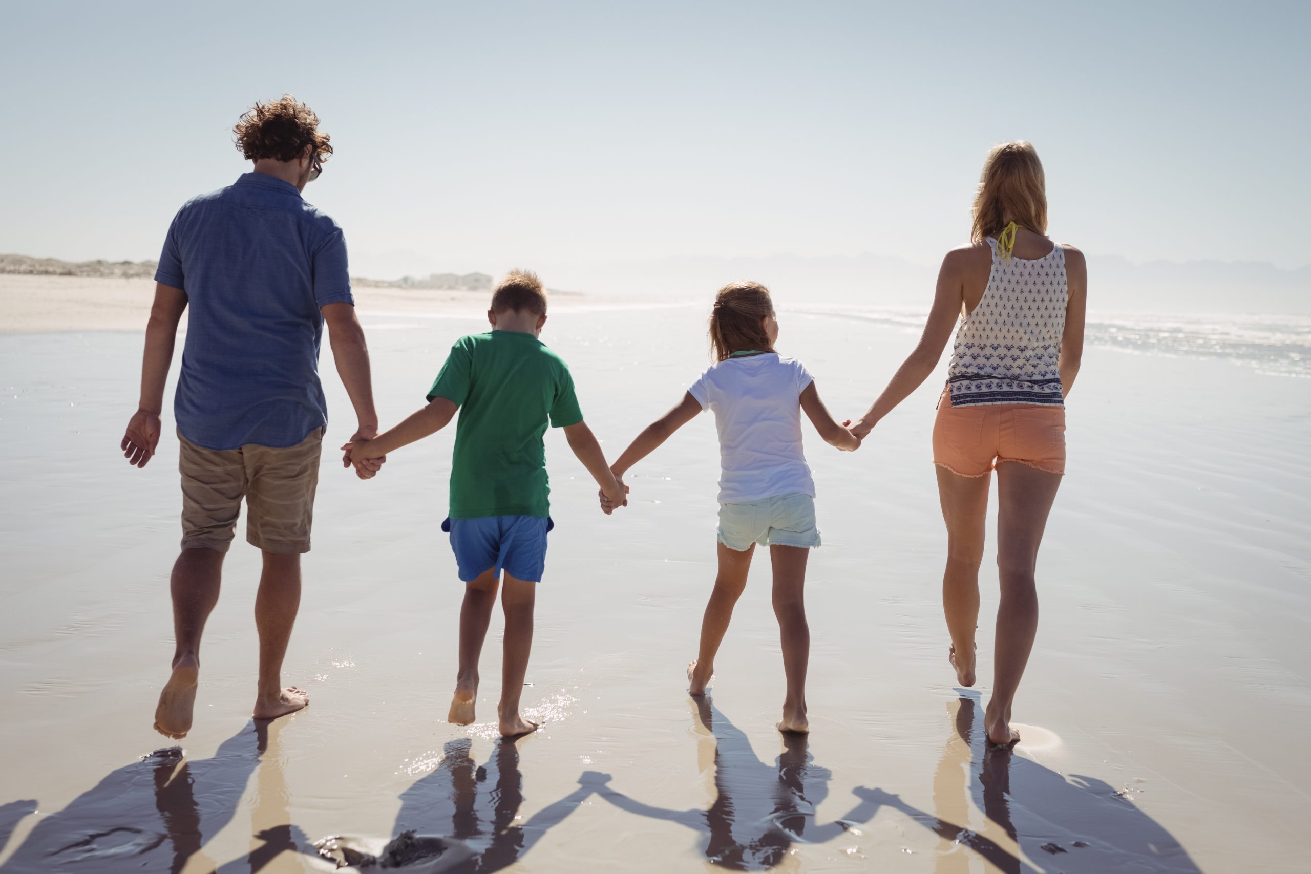 Read more about the article Have a Successful Summer With Your Kids With a Bucket List That Actually Works