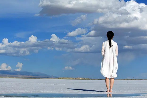 Read more about the article Did You Really Lose Yourself as a Mom? Or Were You Lost Long Before?