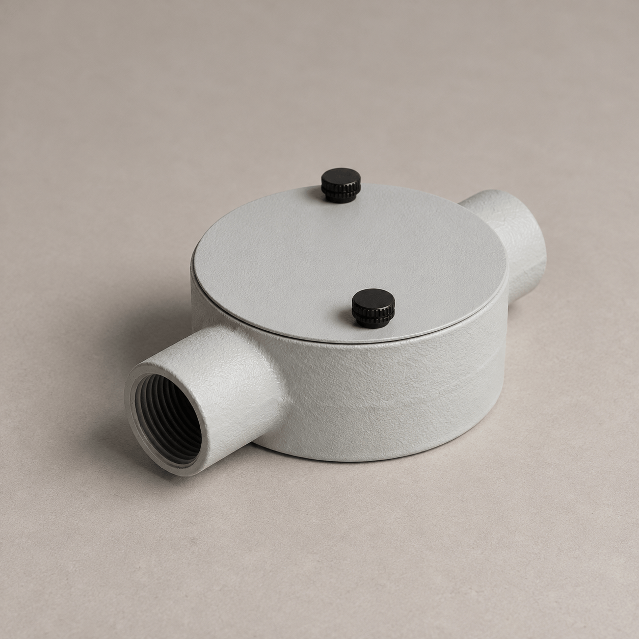 20mm Conduit Through Box – Feather Grey