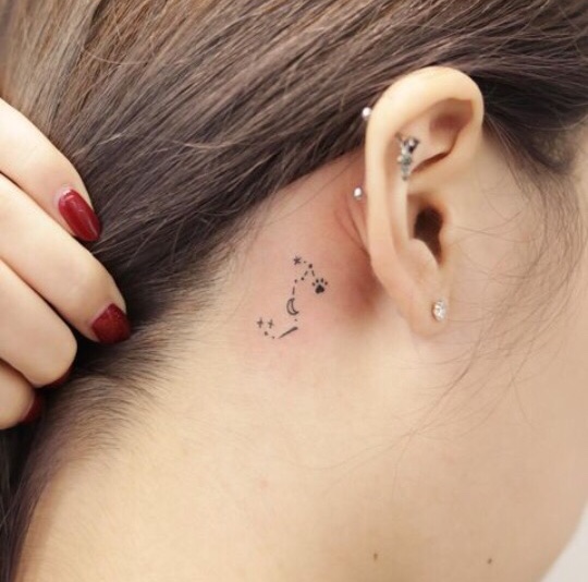20 Behind Ear Tattoo Designs You'll Love - The Xo Factor 534_x_540_jpg