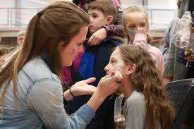 CHILDREN'S MAKE-UP WORKSHOP @ Noel aux Bastions
