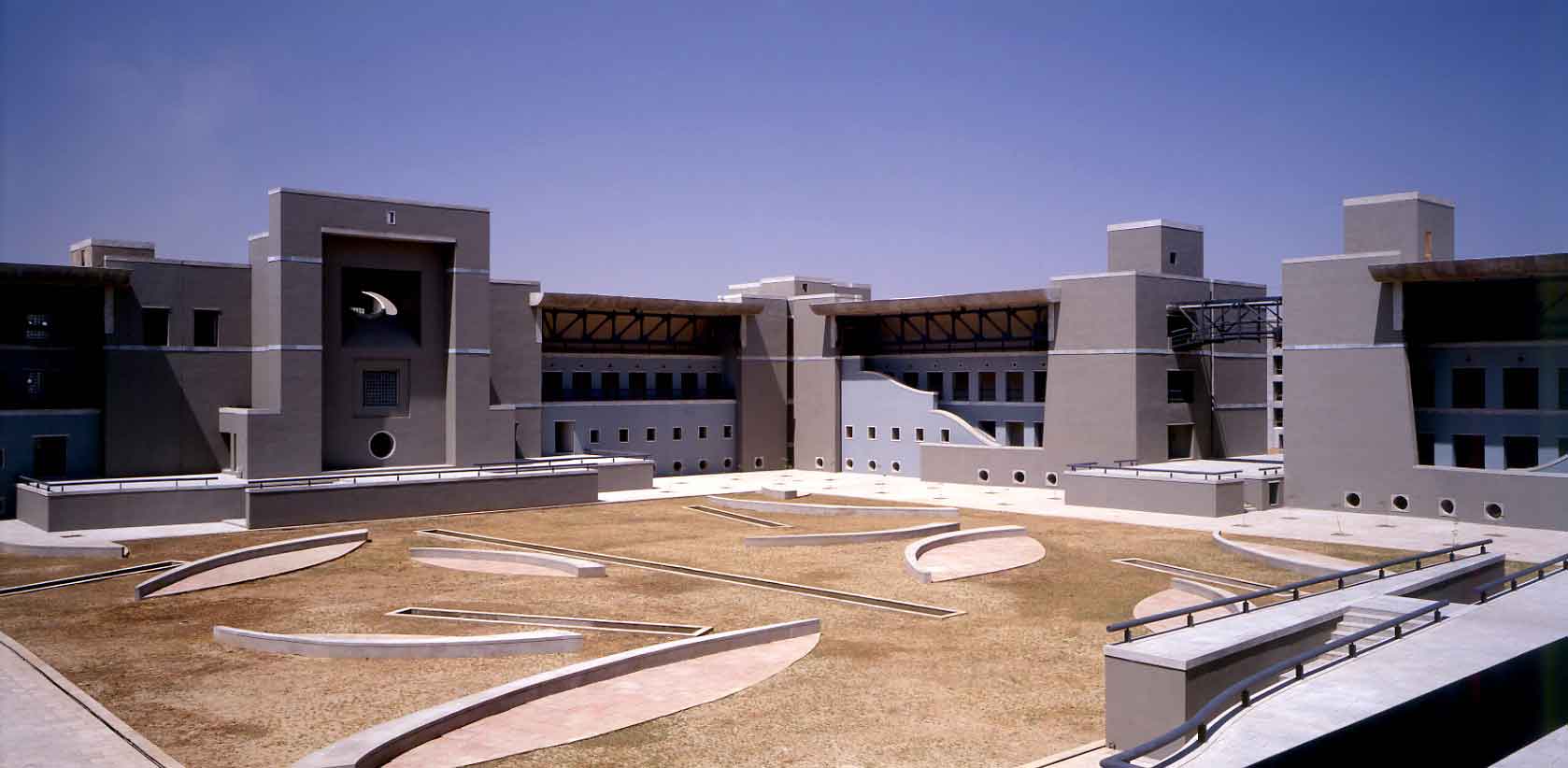 Gujarat High Court (large format)