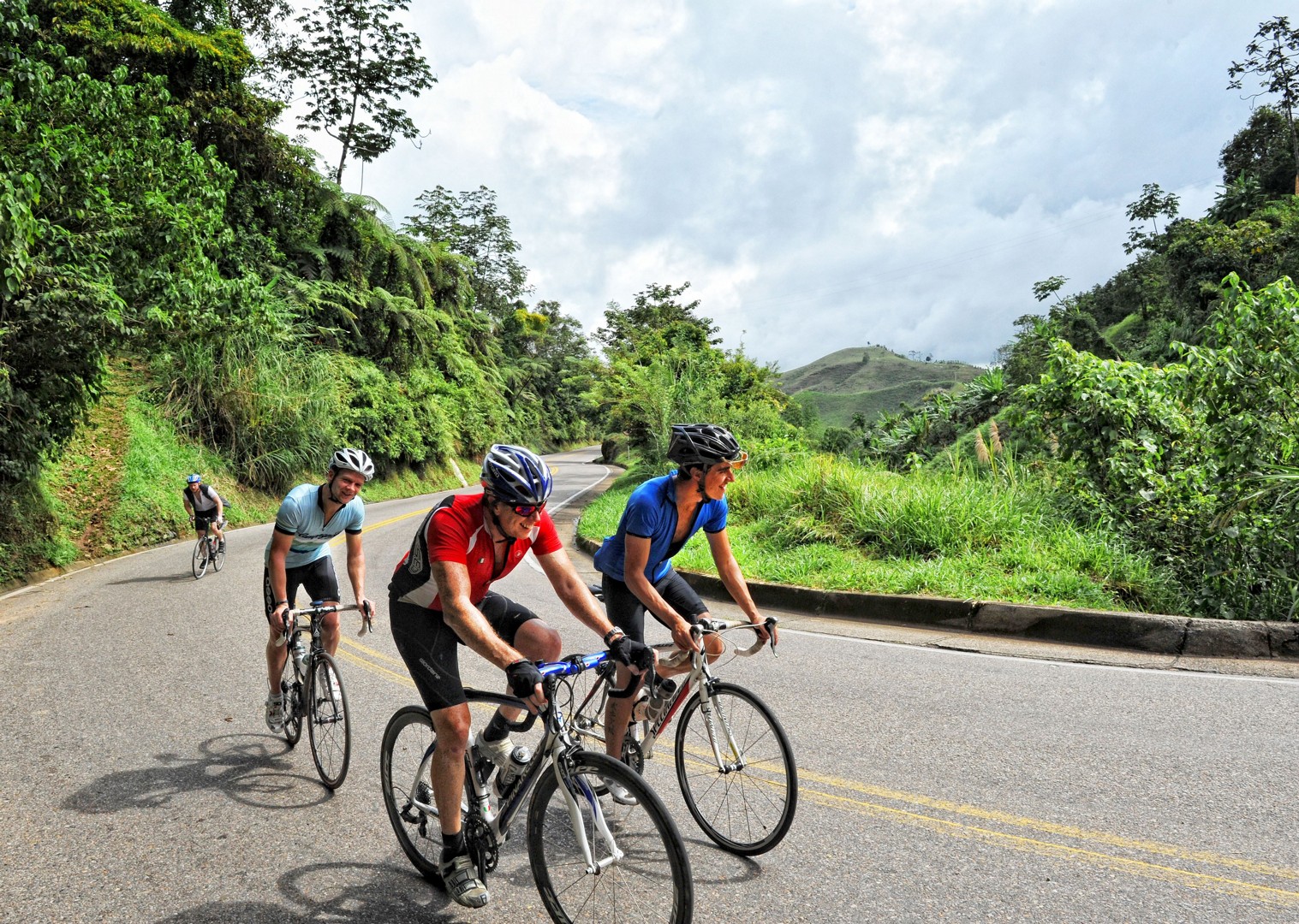 saddle skedaddle cycling holidays