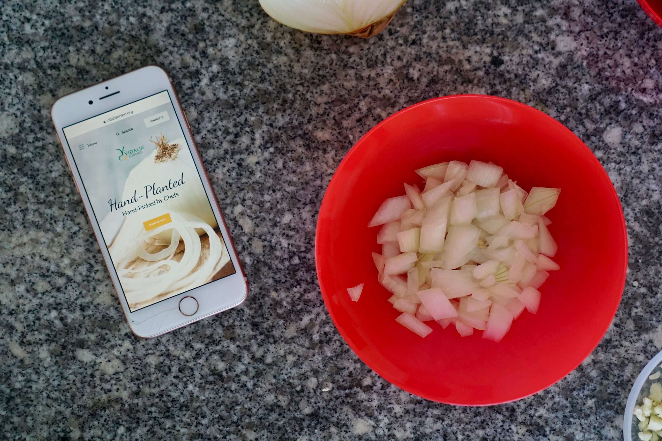 chili, easy recipe, under 45, dinner in 45, dinner ideas, comfort foods, vidalia onions chili, vidalia onions recipe