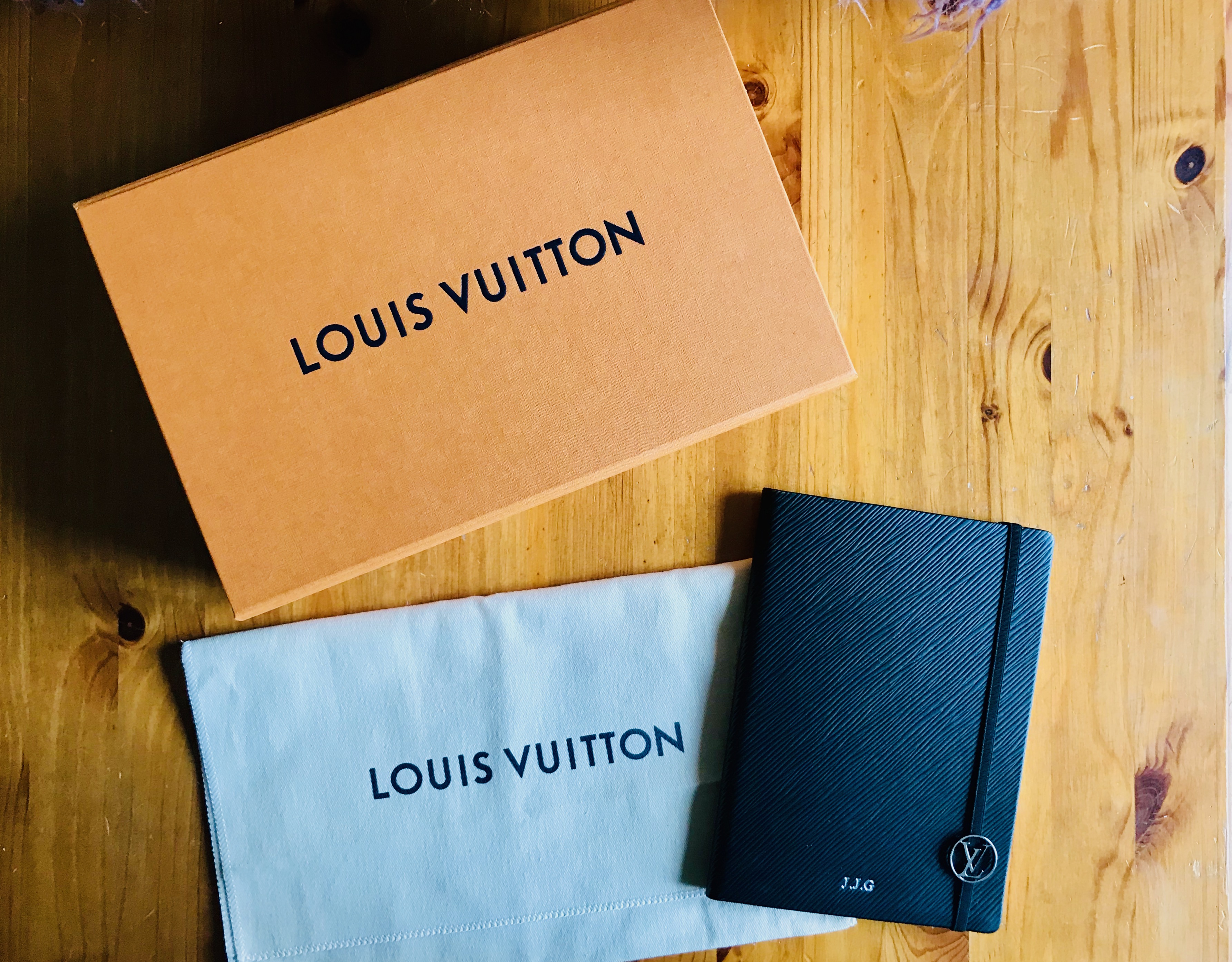 louis vuitton notebook mm
