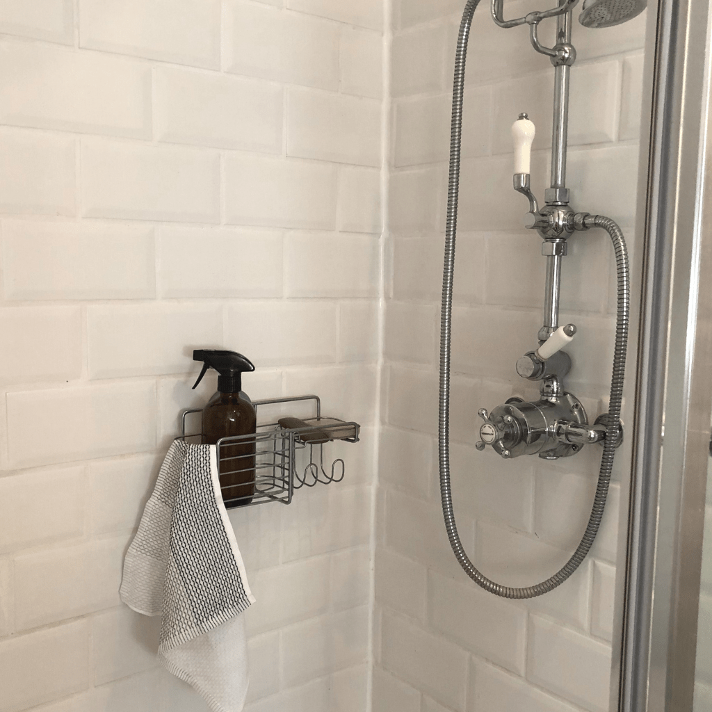 Essential Oils for Cleaning with washing soda