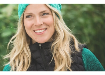 Bark busters offers expert dog and puppy training customized for your dog's unique personality and for the results you want. 3 Best Dog Trainers in Vancouver, BC - Expert Recommendations