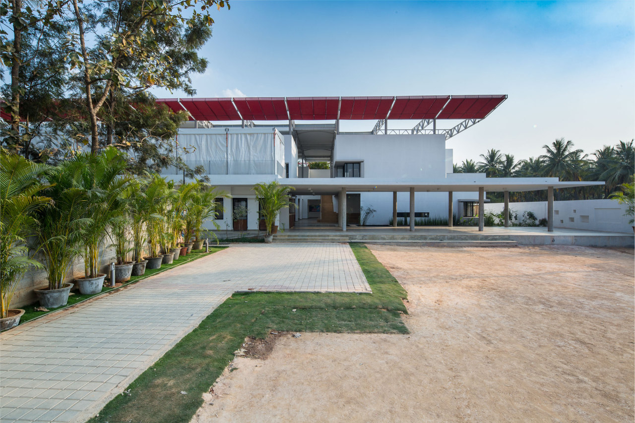 Neev Academy by Hundred Hands